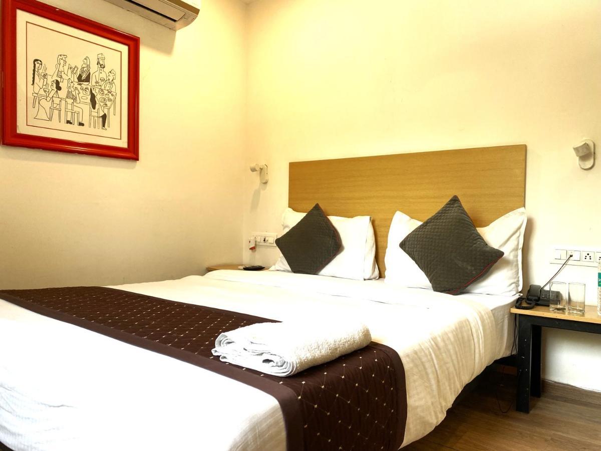Qotel Hotel Ip Residency East Delhi Preet Vihar Nueva Delhi Exterior foto